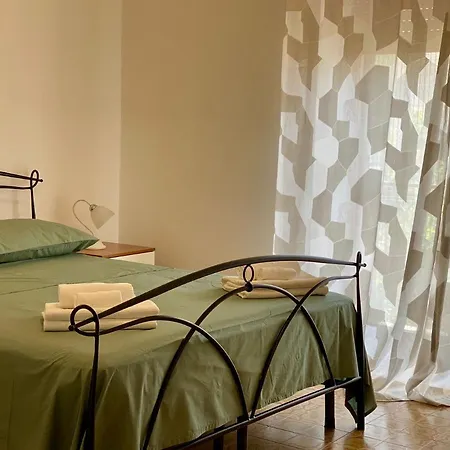 Casa Vacanze La Terrazza Daire *